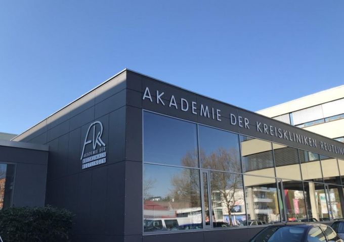 Akademie1 - Kopie